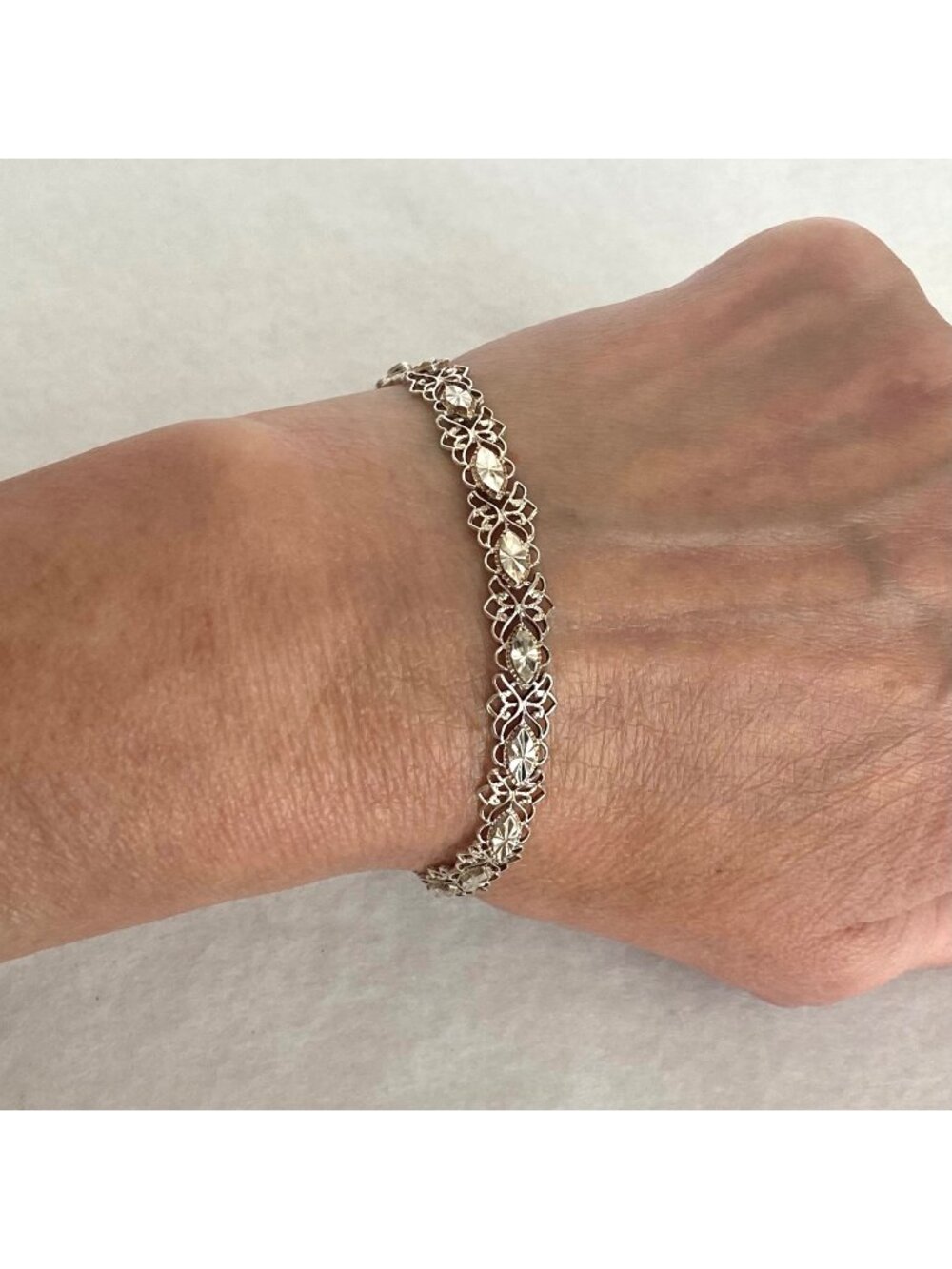 VTG Beverly Hills Sterling Silver Diamond Cut Floral Filigree Link Bracelet 7"